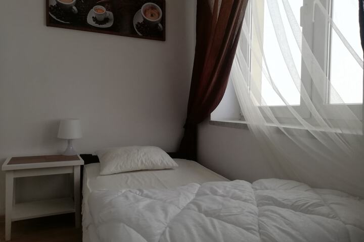 Room 31 of 159