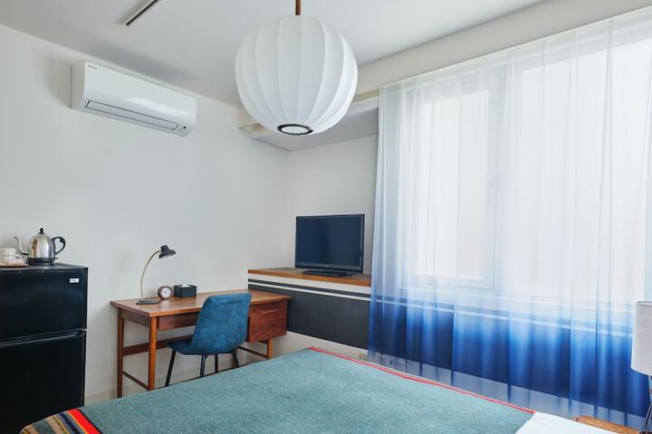 Room 57 of 131
