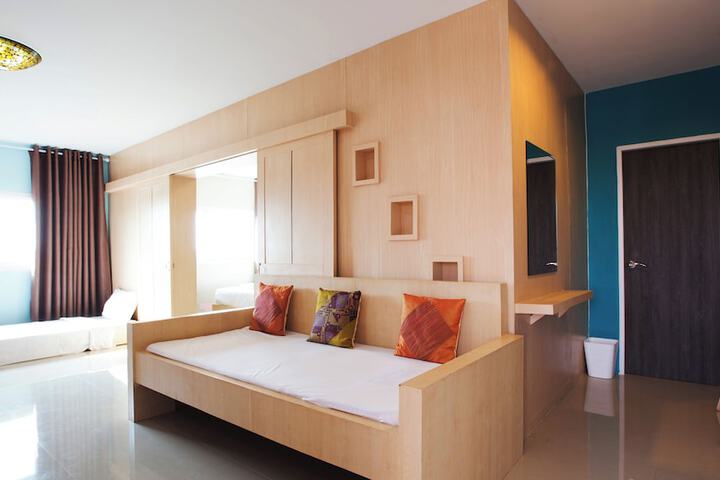 Room 5 of 46