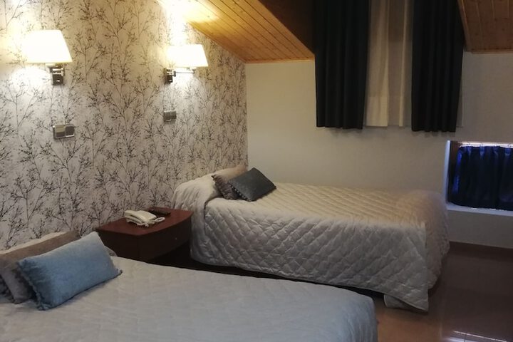 Room 30 of 74
