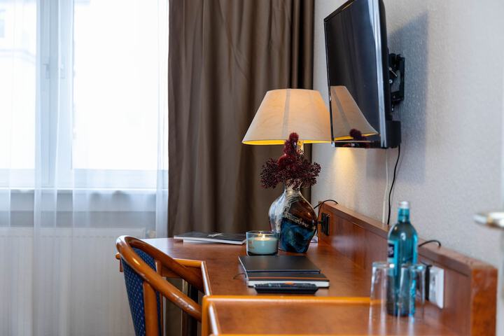 Room 26 of 48