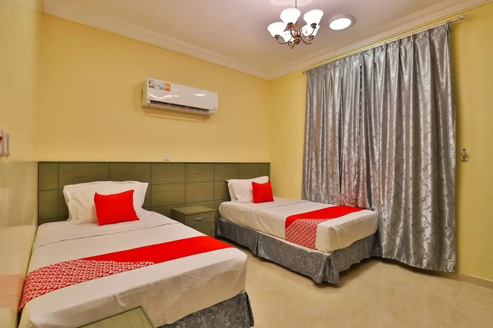 Room 7 of 14