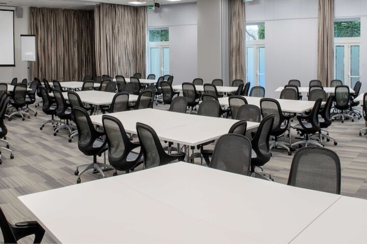 Meeting 52 of 61