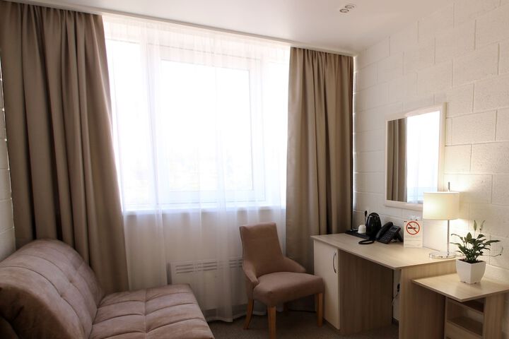 Room 15 of 35