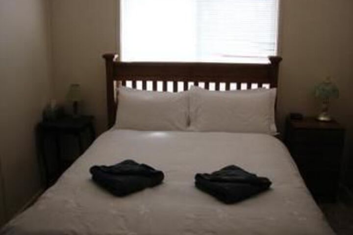 Room 5 of 5