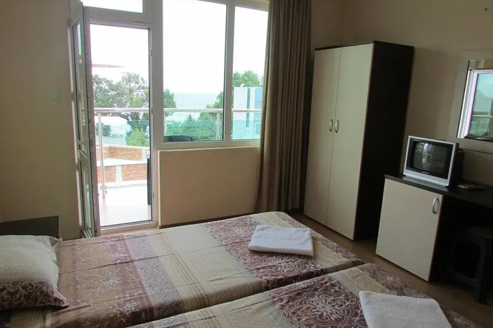 Emerald Hotel