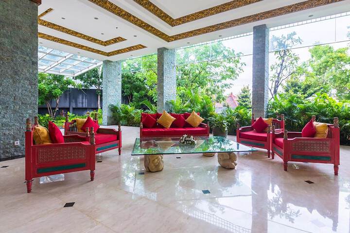 Hotel Interior 4 of 131