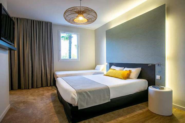 Room 43 of 53