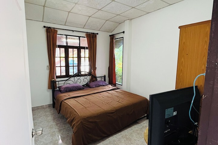 Room 10 of 49