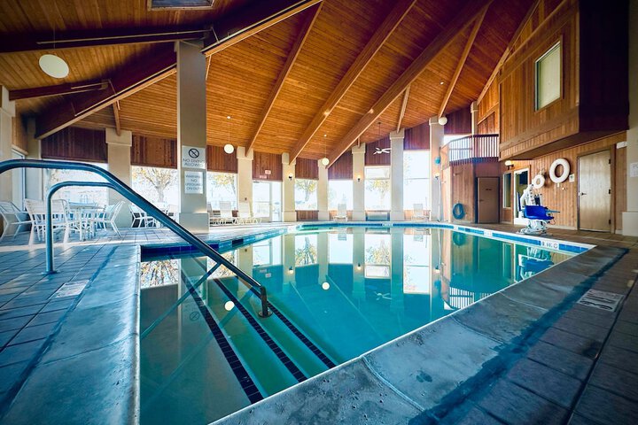 Pools & Facilities