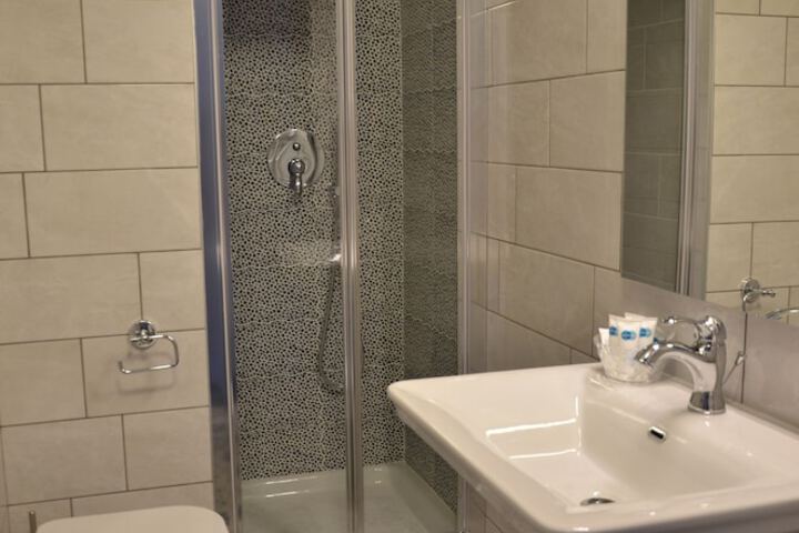 Bath Photo