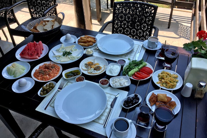 Breakfast/Coffee Service 71 of 107