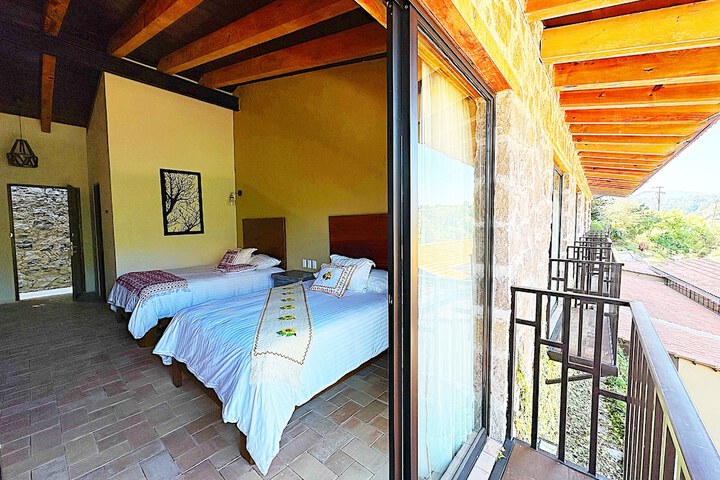Room 5 of 29