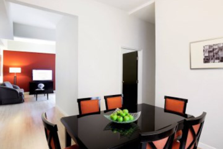 Room 15 of 48