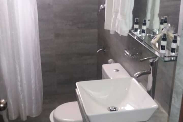 Room 12 of 22