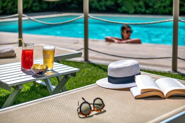 Pools & Facilities
