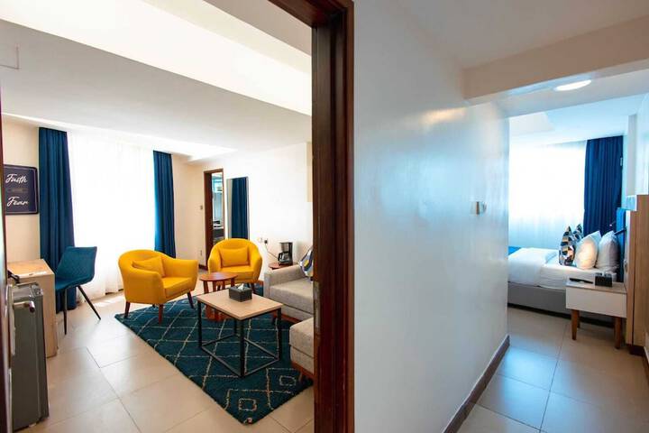 Room 19 of 38
