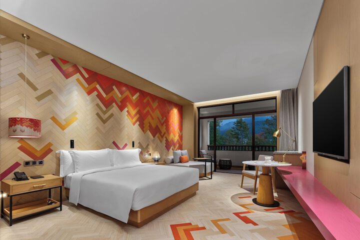Room 15 of 29