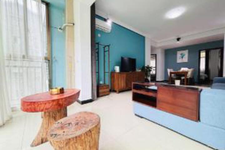 Room 12 of 12