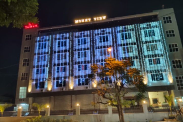 Hotel 4 of 8