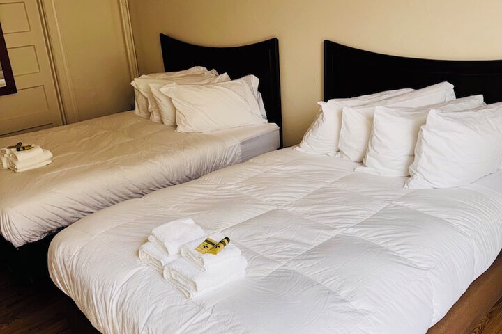 Room 16 of 22
