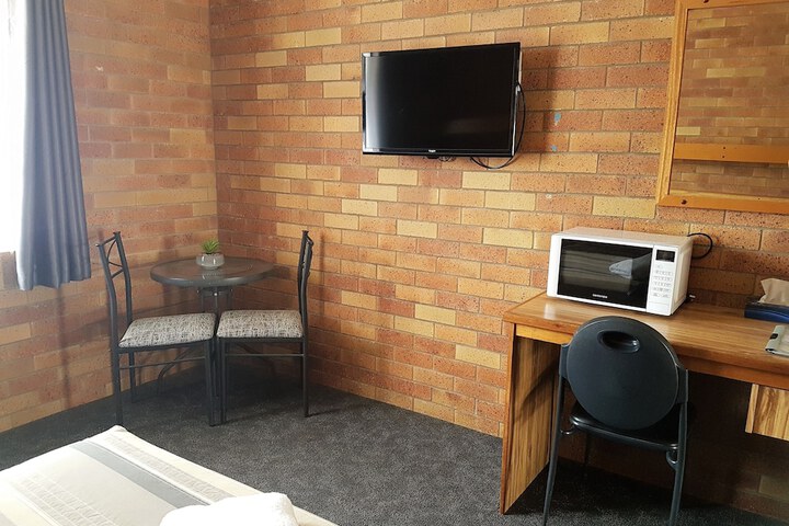 Room 5 of 31