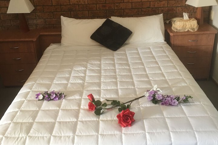 Room 15 of 74
