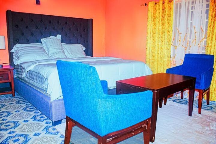 Room 3 of 21