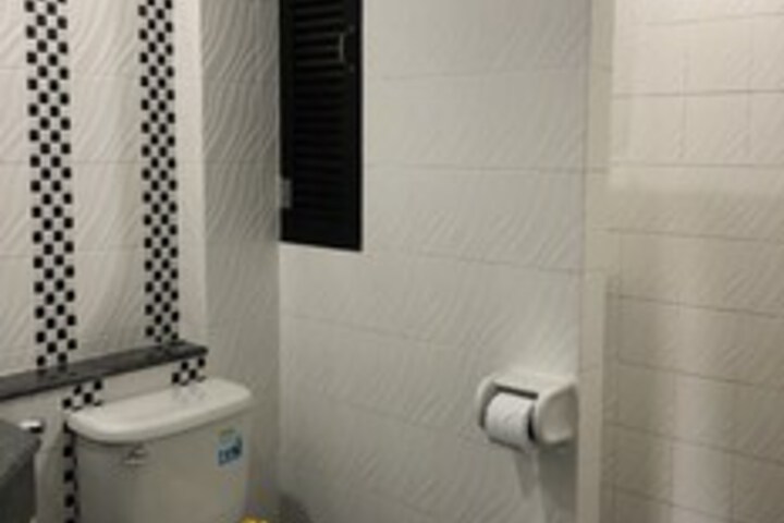 Room 3 of 18