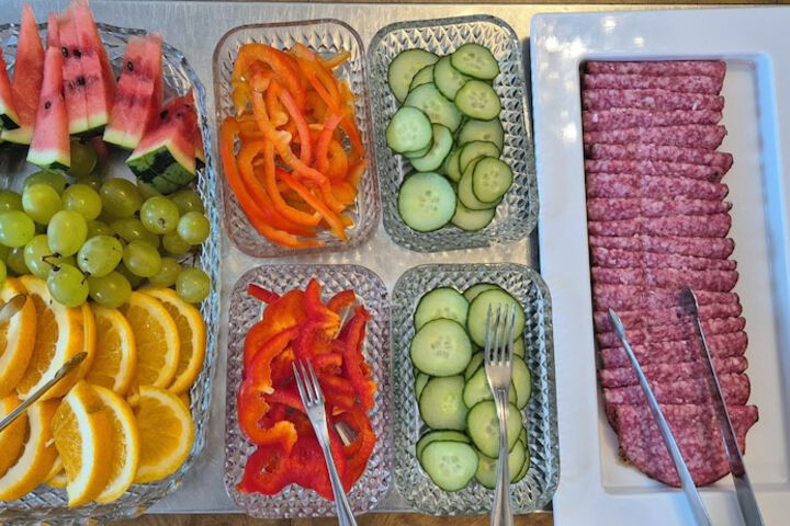 Dining 58 of 68