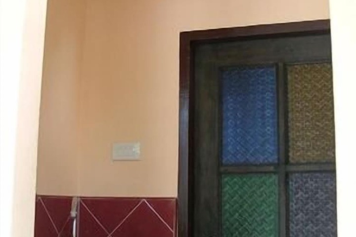 Room 19 of 32