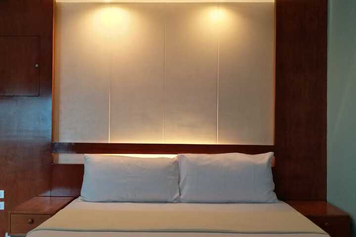 Room 47 of 88