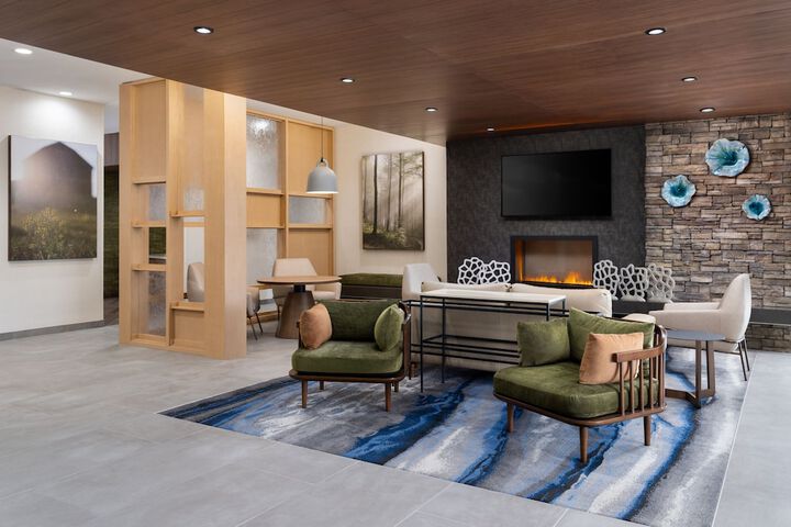 Guest Lobby
