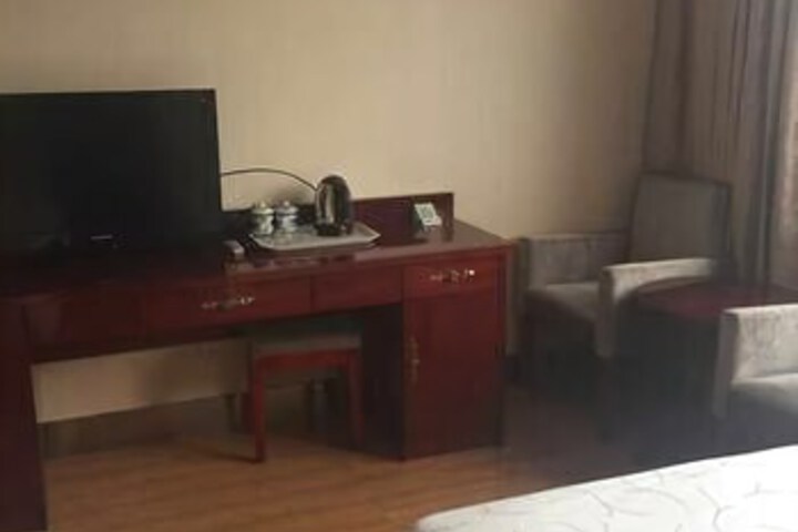 Room 7 of 7