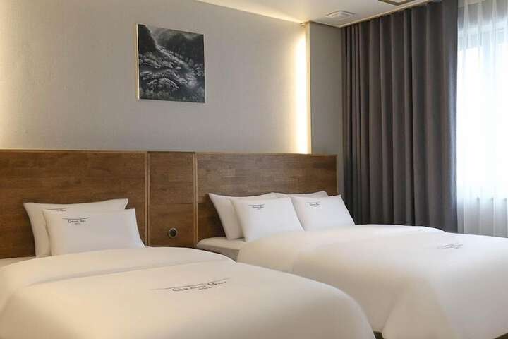 Room 49 of 92