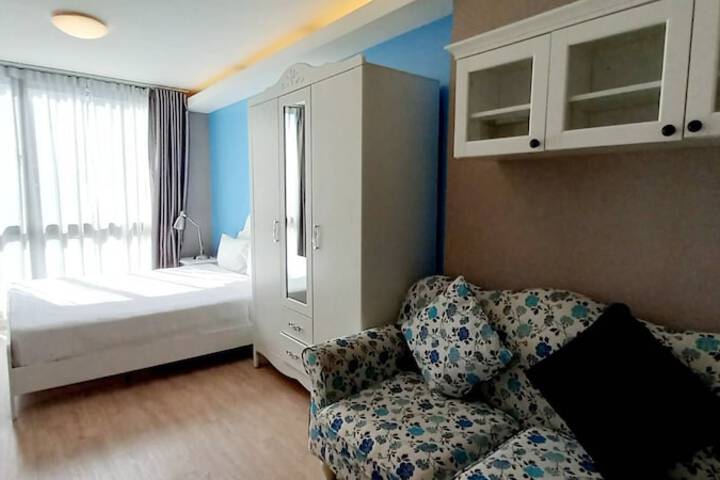 Room 13 of 44