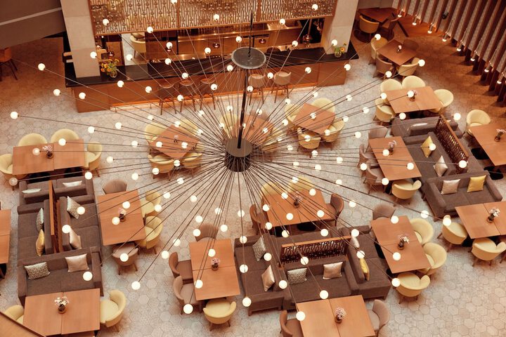 Dining 84 of 89