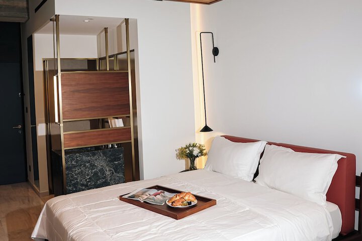 Room 12 of 52