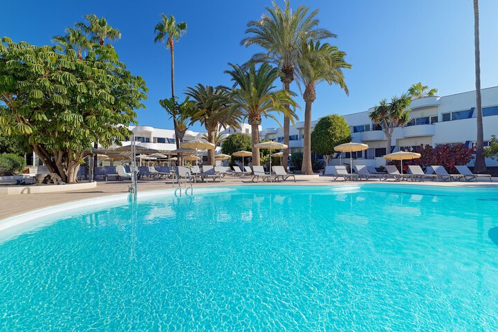 Pool Hotel