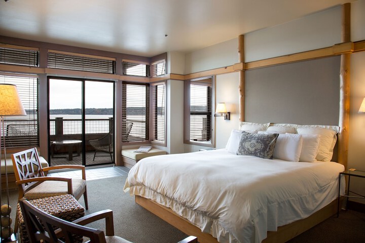 Room 4 of 21