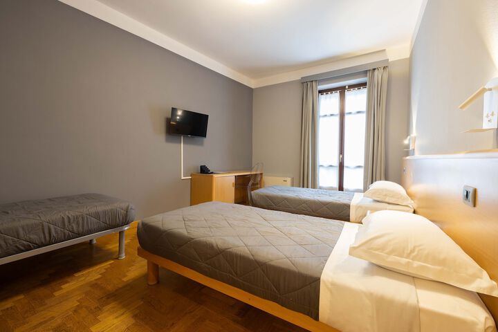 Room 50 of 104