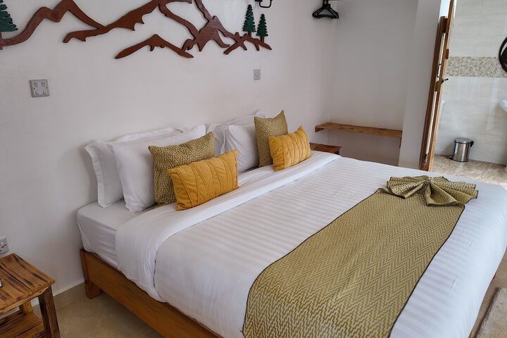Room 3 of 23