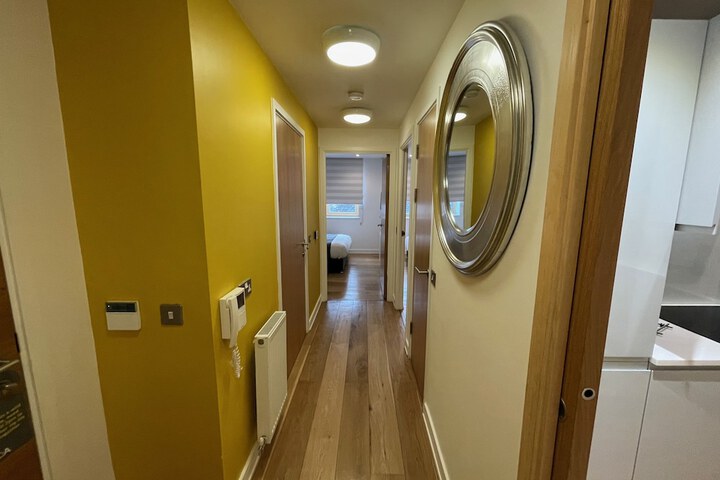 Room 227 of 296