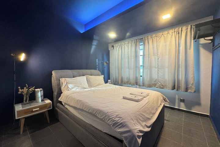 Room 8 of 49
