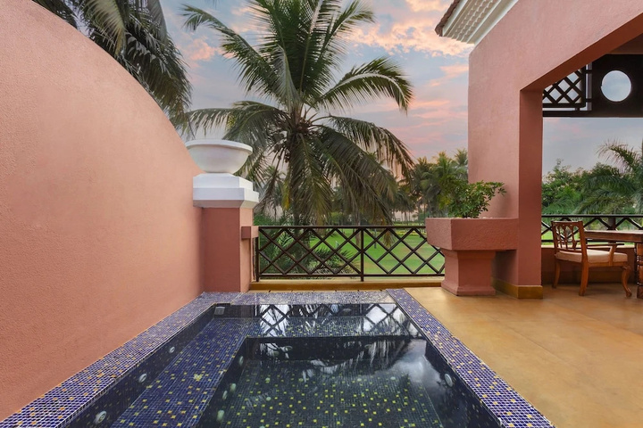 Pool 16 of 35