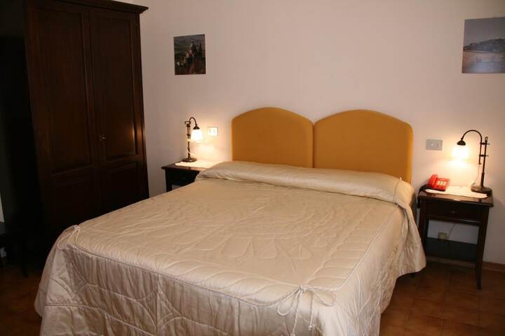 Room 17 of 61