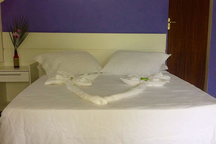 Room 4 of 76