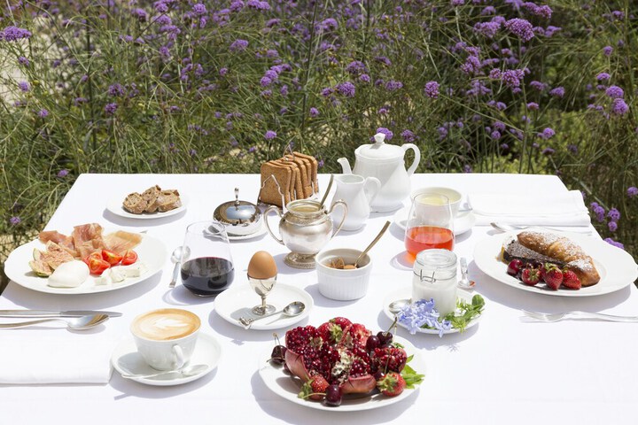 Breakfast/Coffee Service 42 of 60