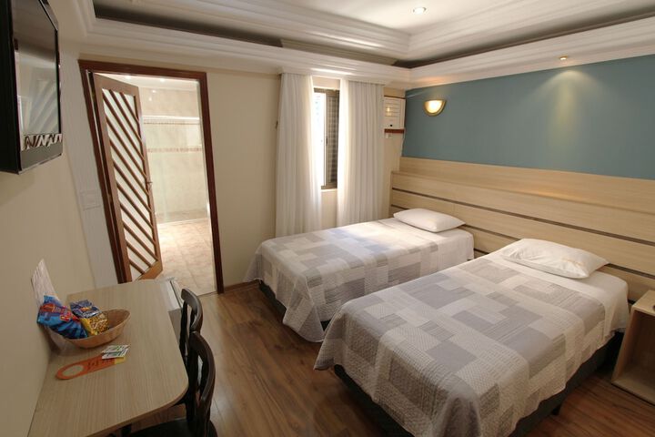 Room 5 of 35
