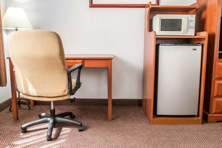 Room 6 of 20